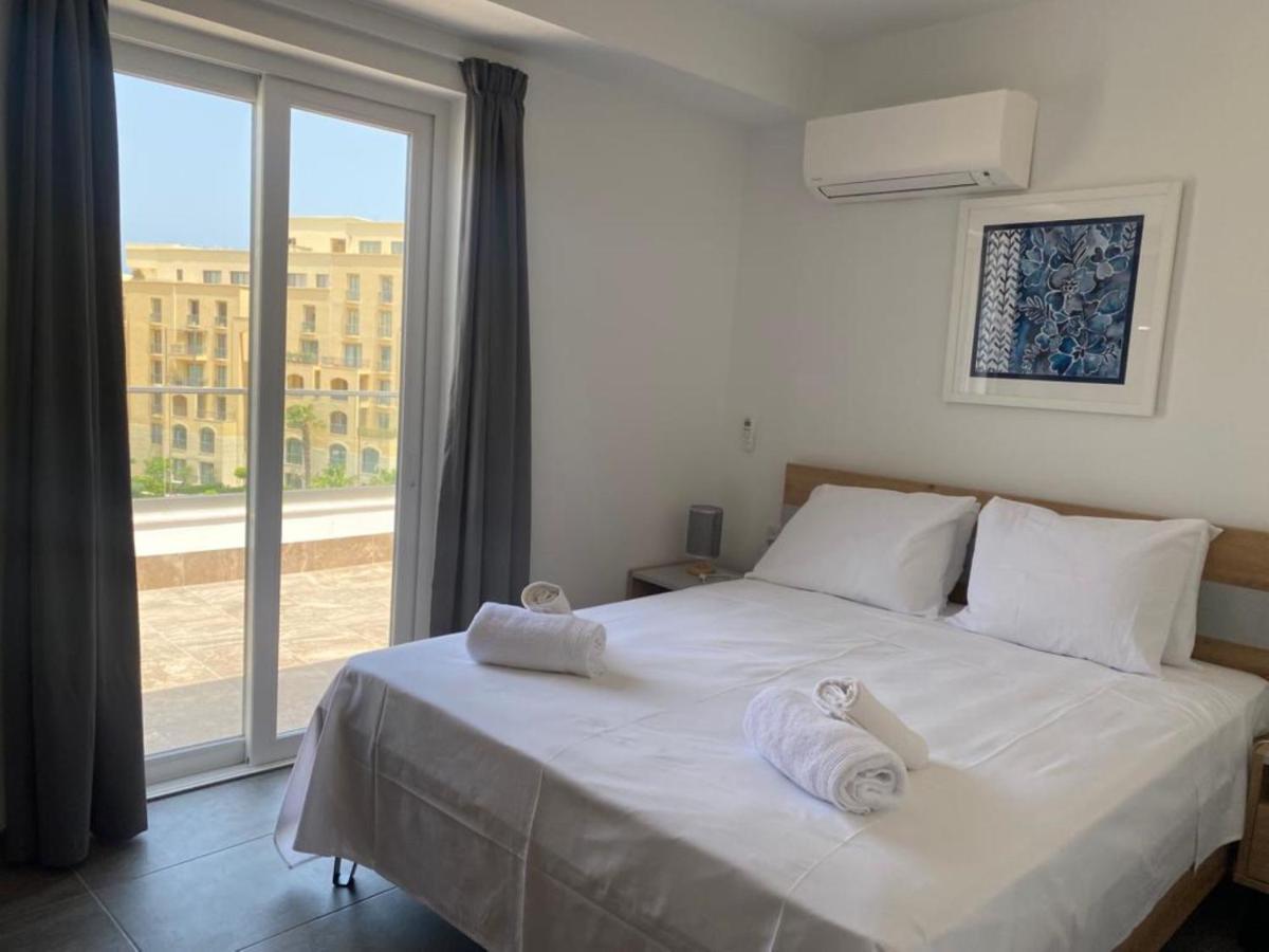 86 Spinola Bay Apartment Saint Julian's Екстериор снимка