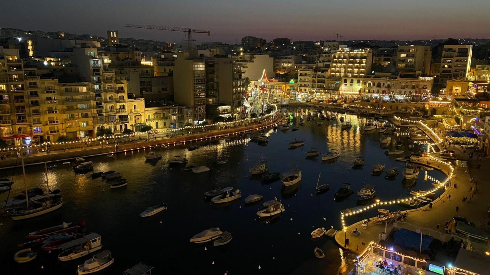86 Spinola Bay Apartment Saint Julian's Екстериор снимка