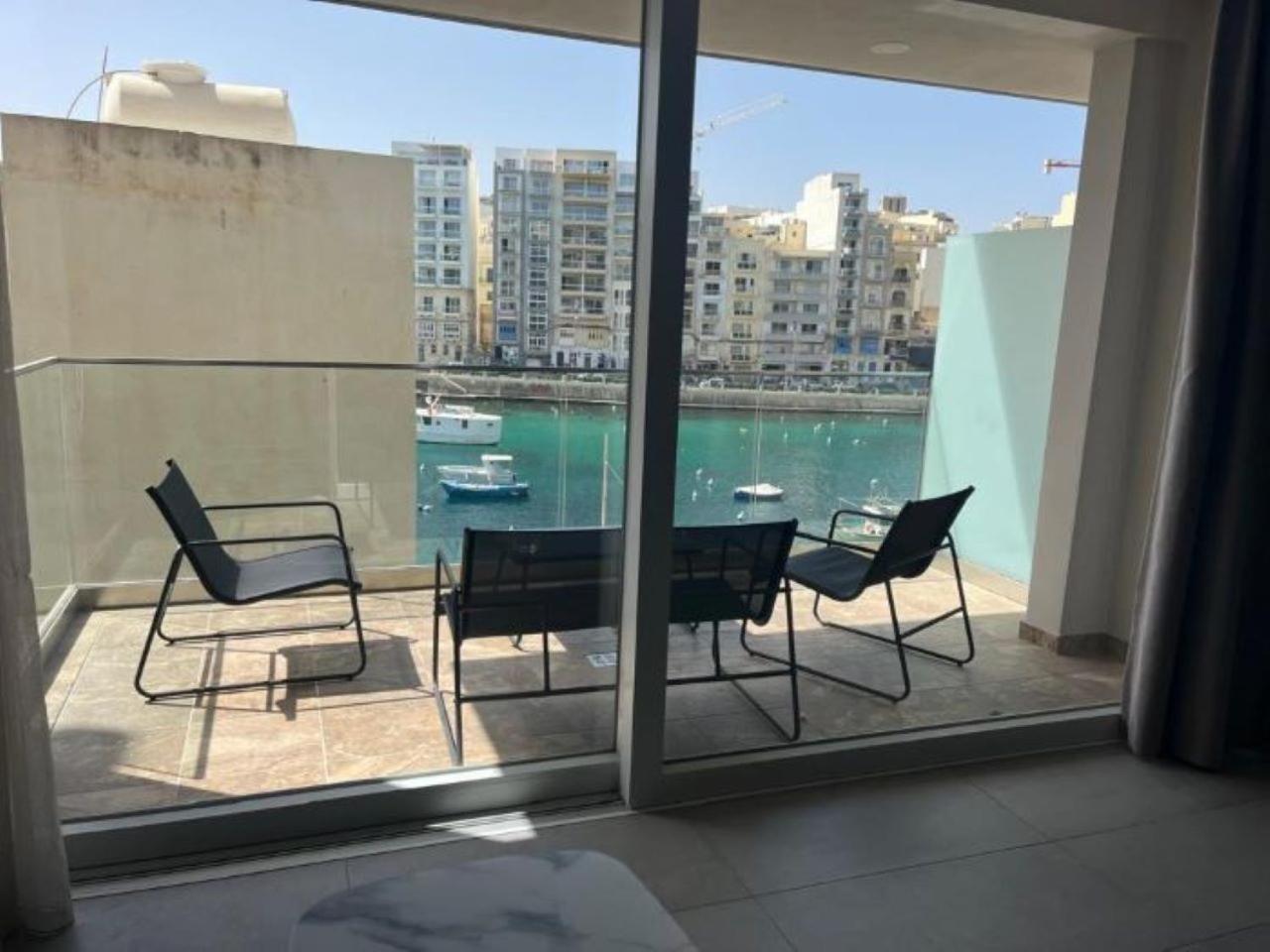 86 Spinola Bay Apartment Saint Julian's Екстериор снимка