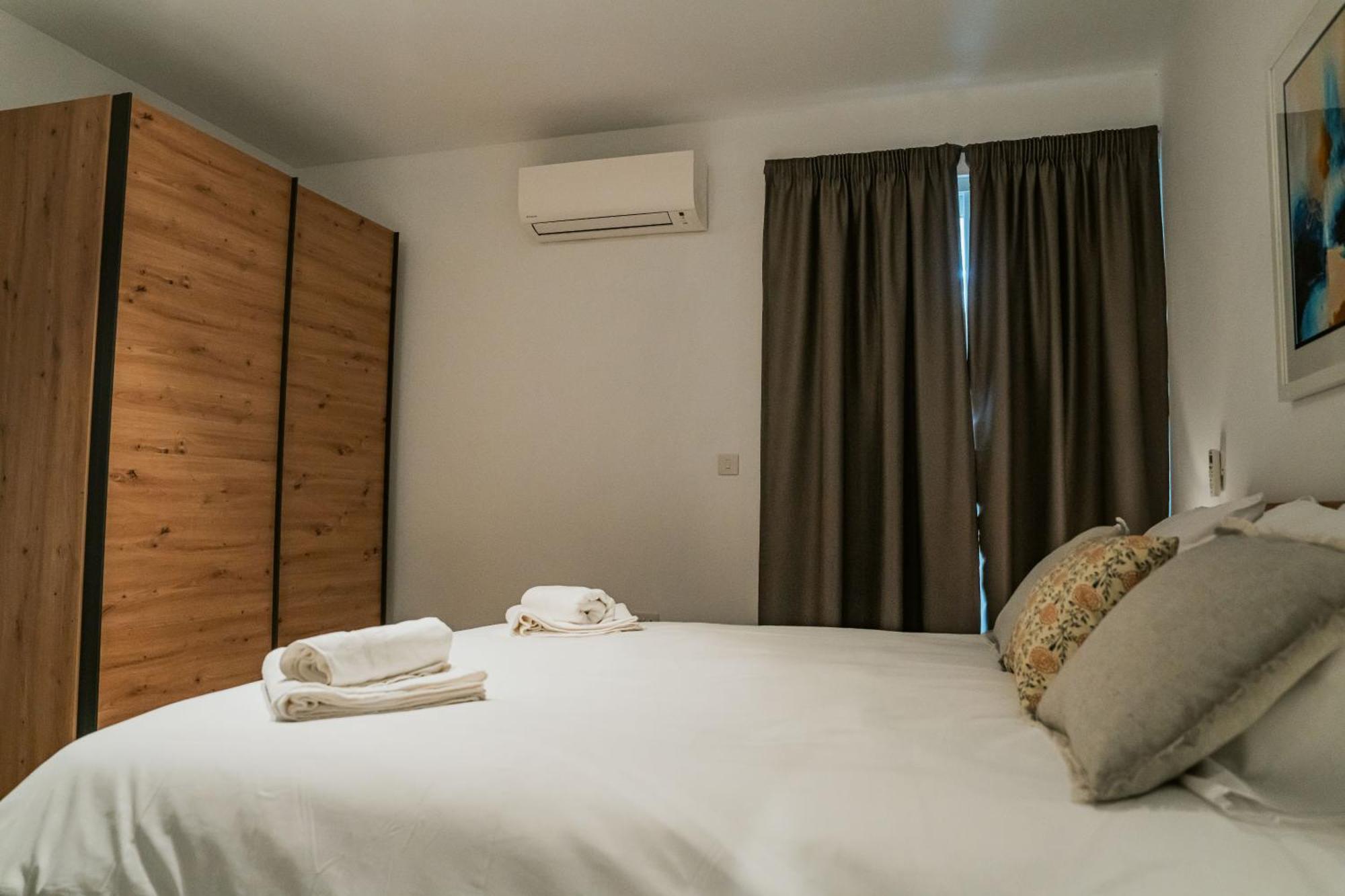 86 Spinola Bay Apartment Saint Julian's Екстериор снимка
