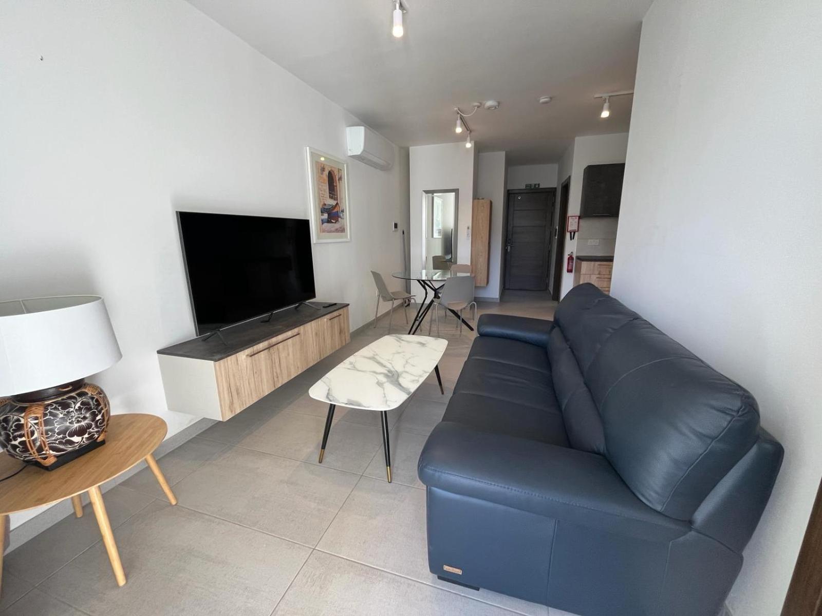 86 Spinola Bay Apartment Saint Julian's Стая снимка