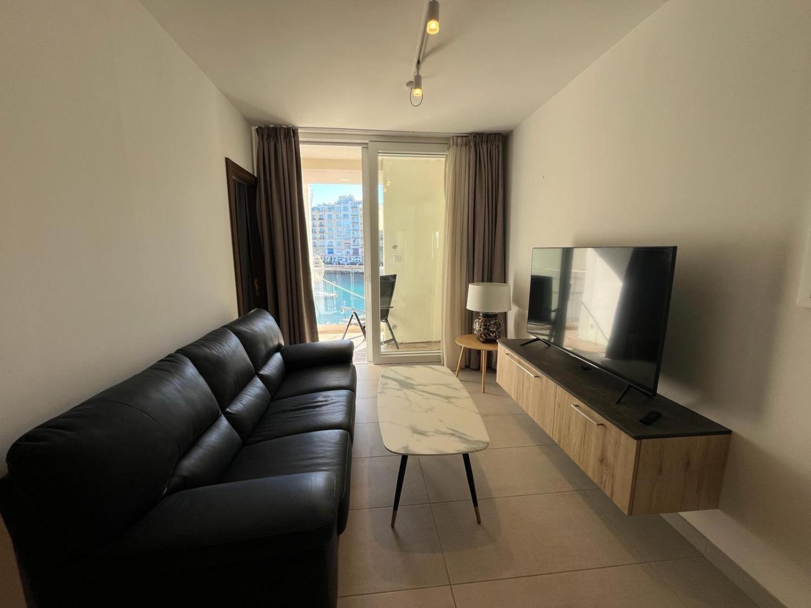 86 Spinola Bay Apartment Saint Julian's Стая снимка