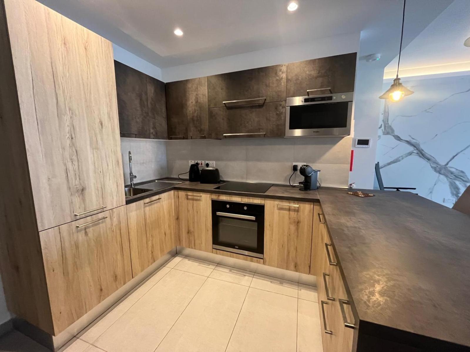 86 Spinola Bay Apartment Saint Julian's Стая снимка